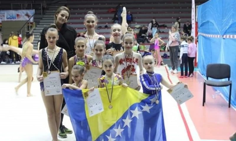 Ritmička gimnastika, Čelik 