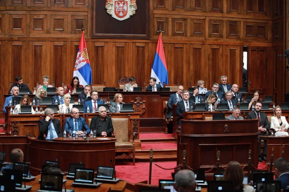 Skupština Srbije odbila prijedlog o nepovjerenju vladi