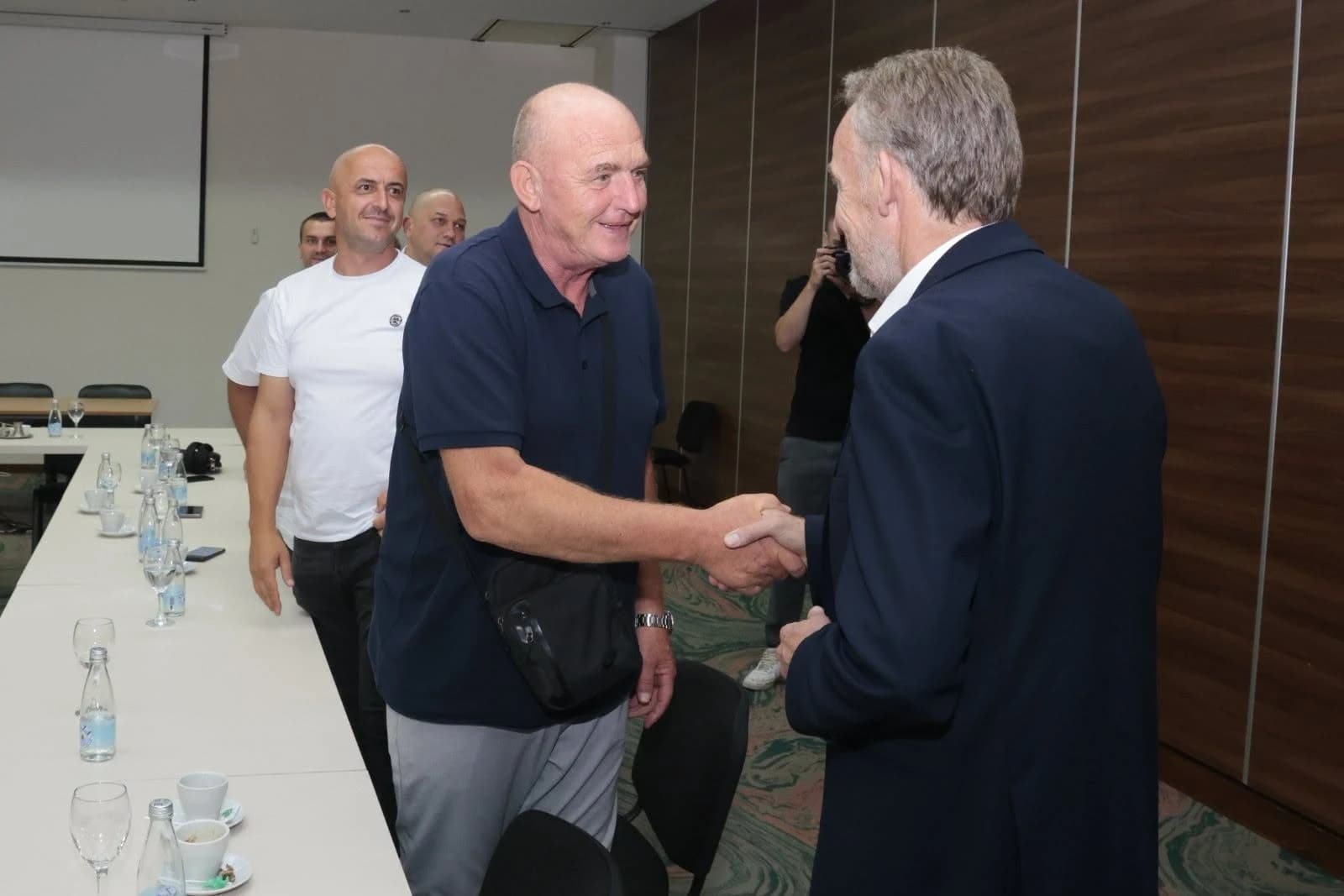 Izetbegović s radnicima