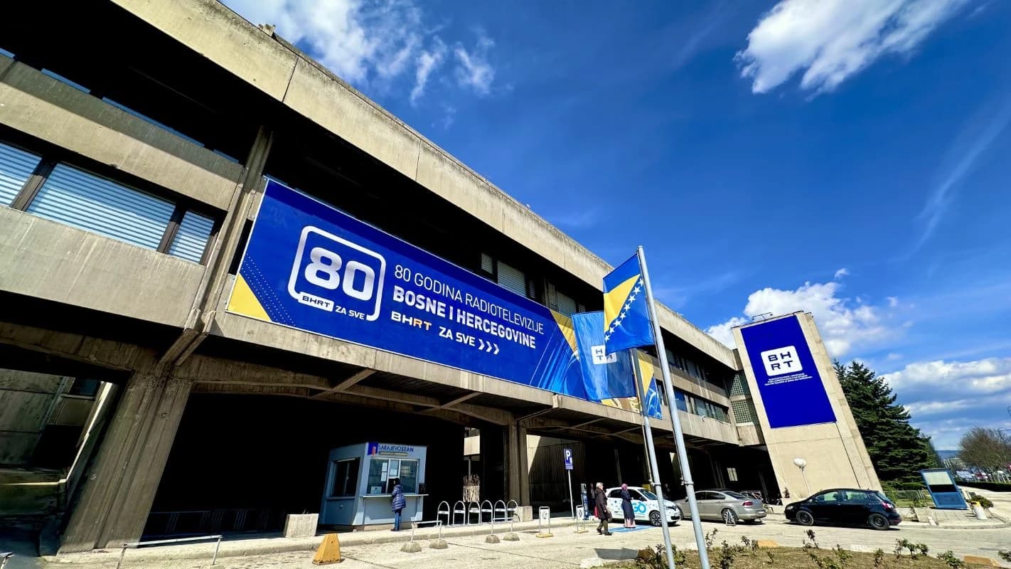 Nove reakcije i nakon upozorenja iz suda; Iz RS-a tvrde da je BHRT "zaštićen": Zaboravili na milione koje RTRS duguje