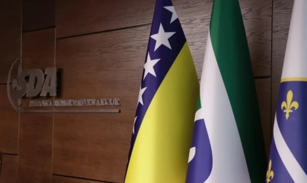 SDA: Bećirović diplomatsku mrežu BiH pretvara u vlastiti predizborni štab