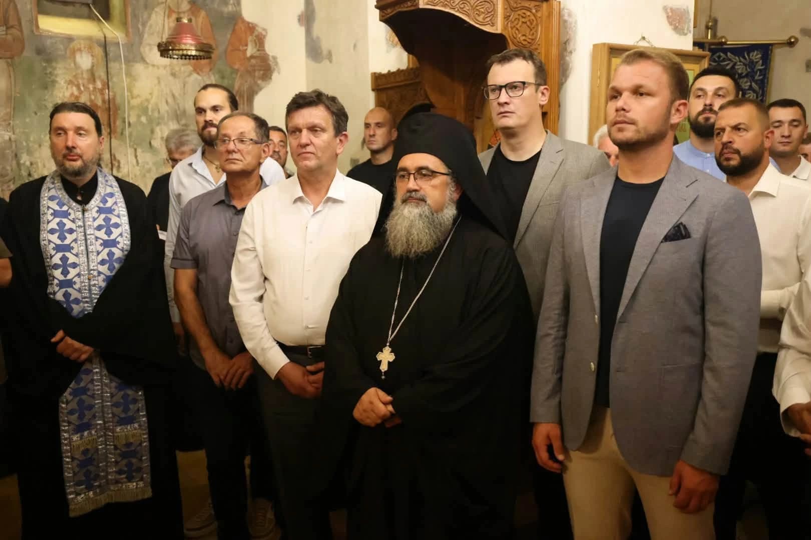 Nema razlike između opozicije i vlasti u RS-u: Blanuša, Stanivuković i Trivić prisustvovali parastosu za krvnika Mladića