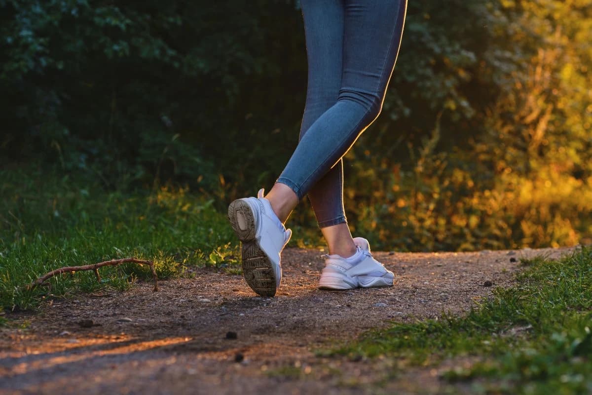 Hodanje ili trčanje? Koja aktivnost je bolja za visok krvni pritisak