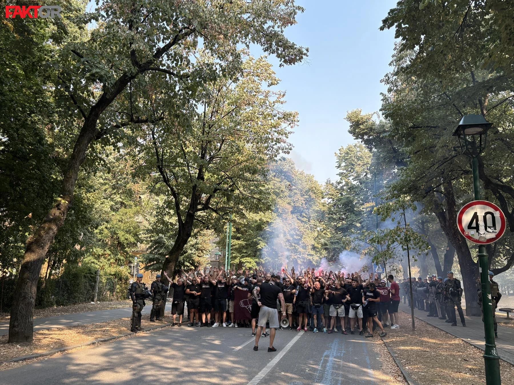 Raspjevane Horde zla u korteu krenule prema Grbavici