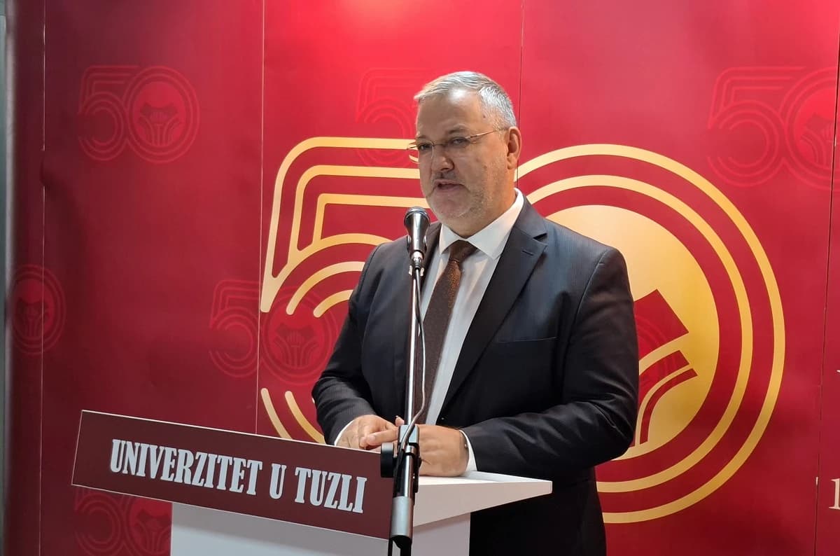 Prof. dr. Amir Karić