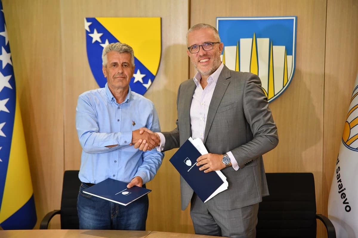 Potpisan ugovor za izgradnju devet pristupnih rampi i podiznih platformi za osobe s invaliditetom