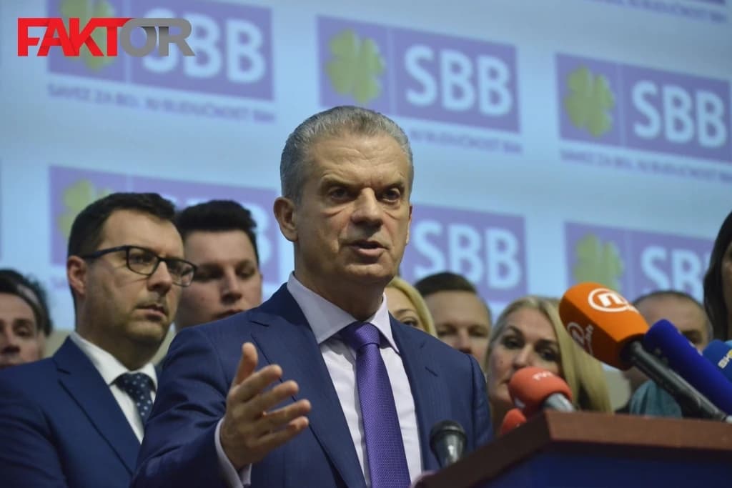 Fahrudin Radončić: Nikada BiH nije bila u ovako teškoj situaciji, a Bošnjake vodi usporeni Bećirović