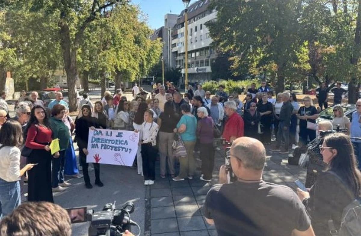 Građani Tuzle održali mirne proteste zbog pritvora maloljetnice: Da li je bila zlostavljana prije napada?
