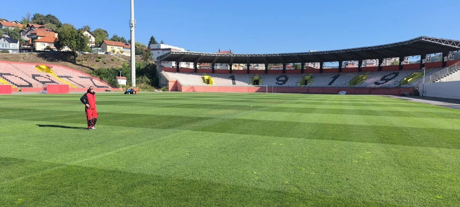 Gradski stadion Tušanj