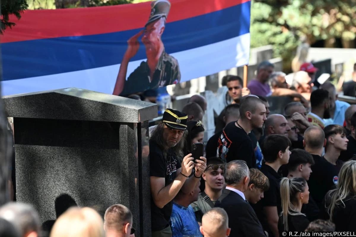Sahrana zločinca Ratka Mladića