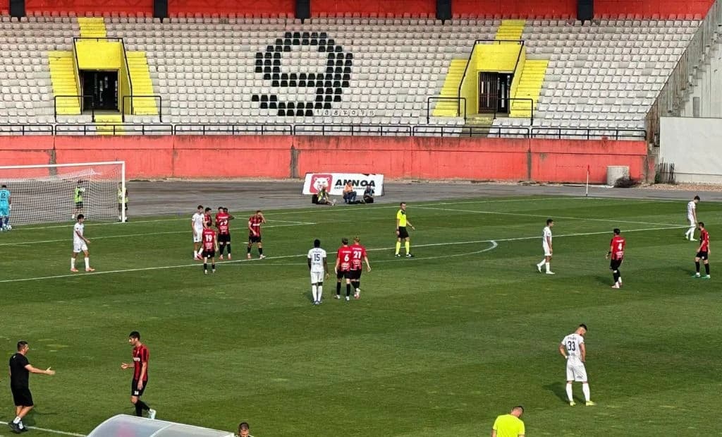 Sloboda ubjedljiva, Rudaru prvi bodovi, iznenađenje u Bihaću