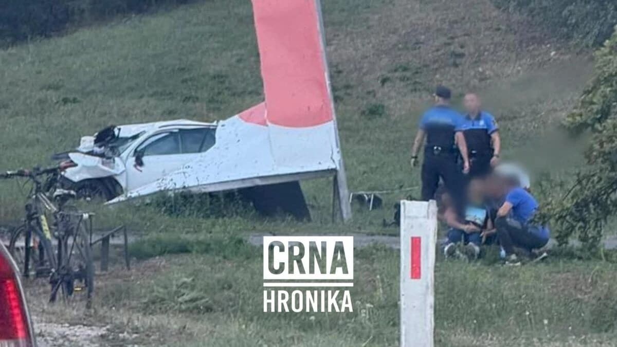 Kod Tuzle vozilo sletjelo s kolovoza, dvije osobe prebačene u klinički centar
