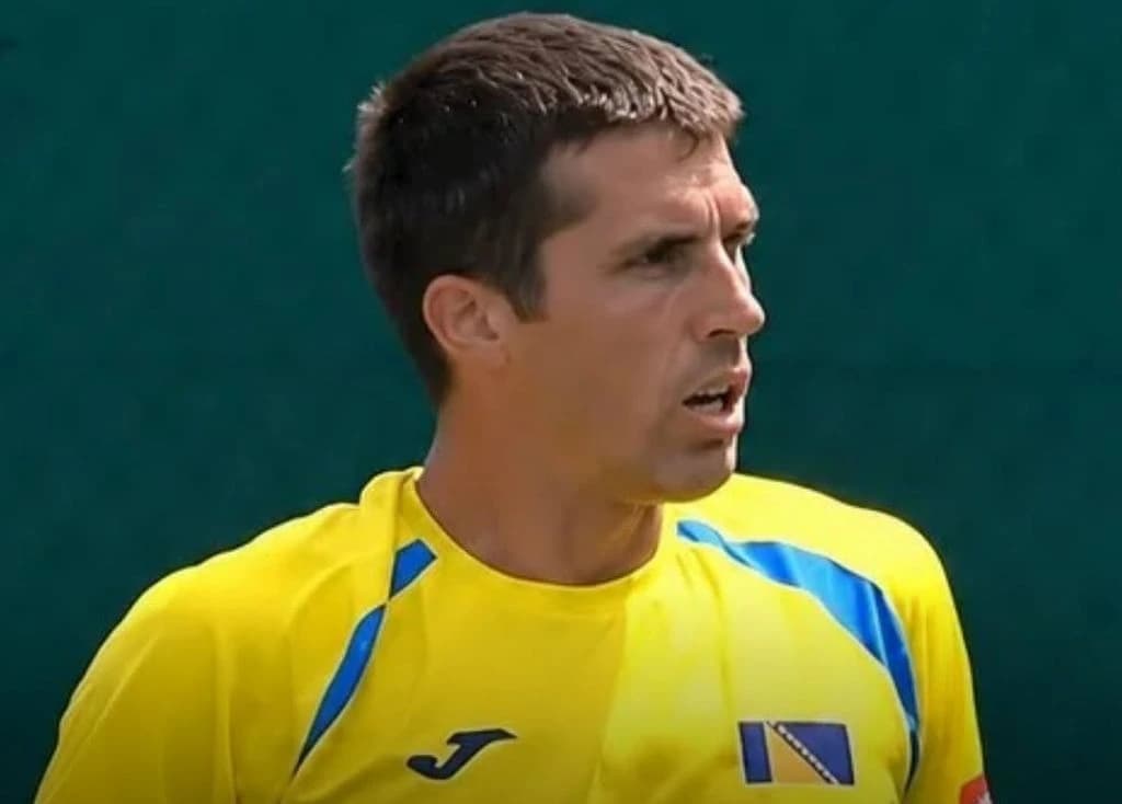 Skandal na Davis Cupu: Da li ste vidjeli zastavu na dresu bh. tenisera?