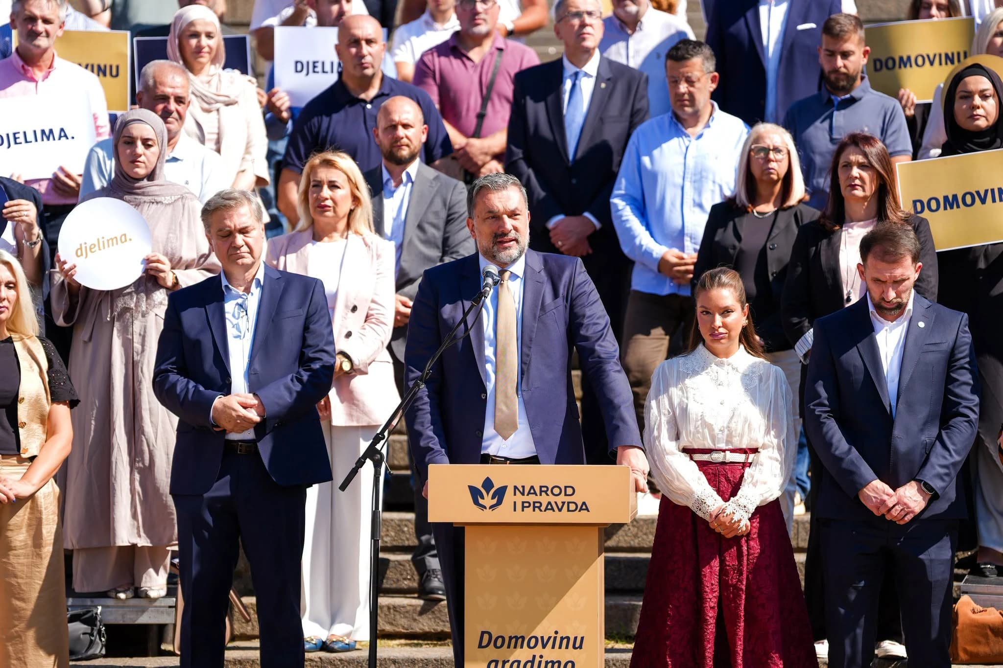 Predizborne besjede Konakovića i NiP-ova realnost: Kratki priručnik za uhljebljavanje, štimanje para i pozicija