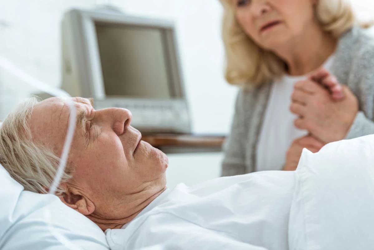 Liječnik iz hospicija otkriva: Ovo su najčešći znakovi da će netko vrlo brzo umrijeti
