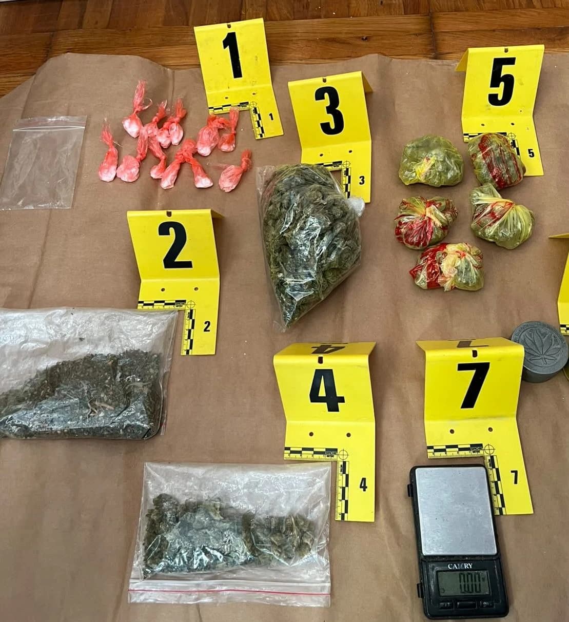 U pretresu kuće pronađeni kokain i marihuana, uhapšen 30-godišnjak