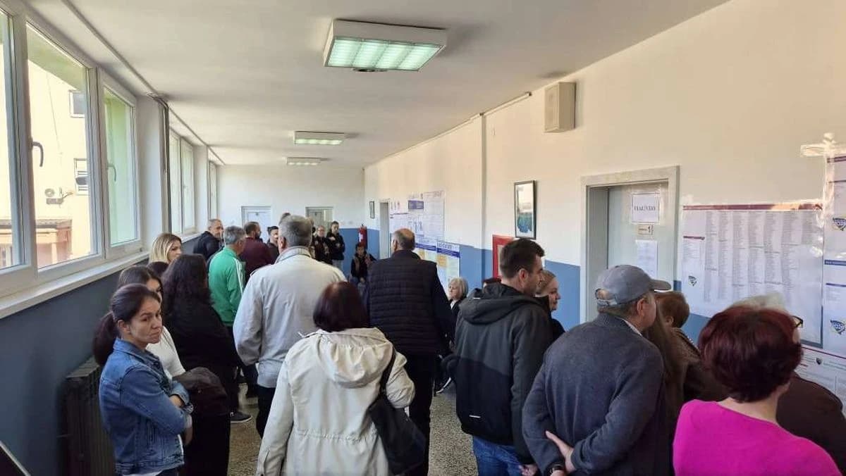 Do 17 sati u Goraždu glasalo 44, 70 posto građana