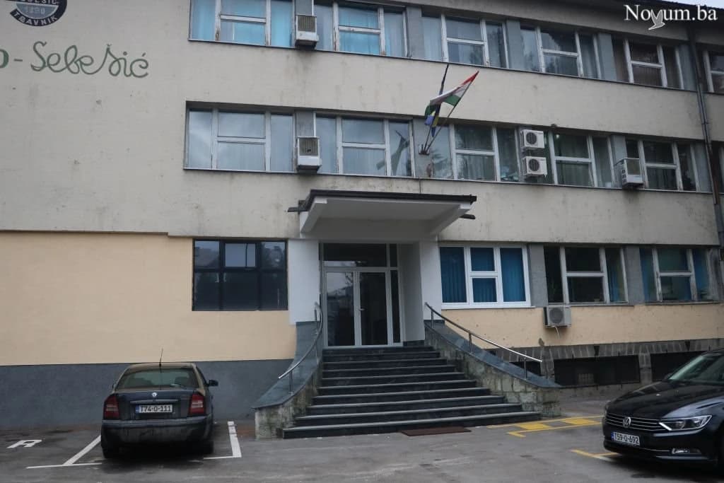 Kako do Vlade SBK: SDA i HDZ imaju 19 ruku, čija će biti dvadeseta?