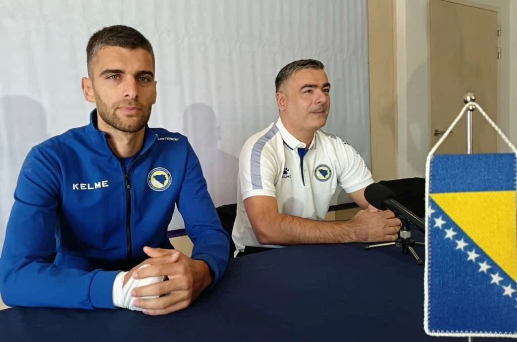 Kapiten Srđan Ivanković i selektor Igor Melher optimisti