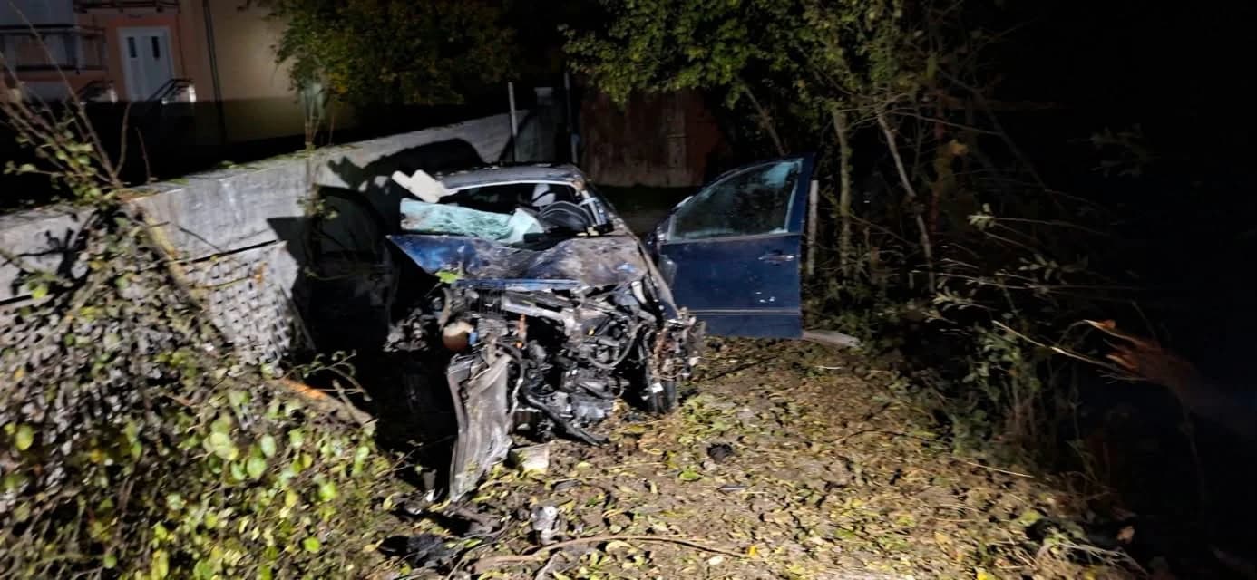 U Bugojnu vozač poginuo nakon slijetanja automobila s ceste u Vrbanji