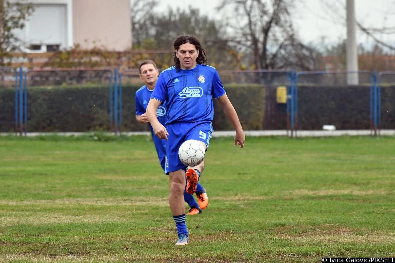 Veldin Karić tokom karijere igrao je i za Dinamo