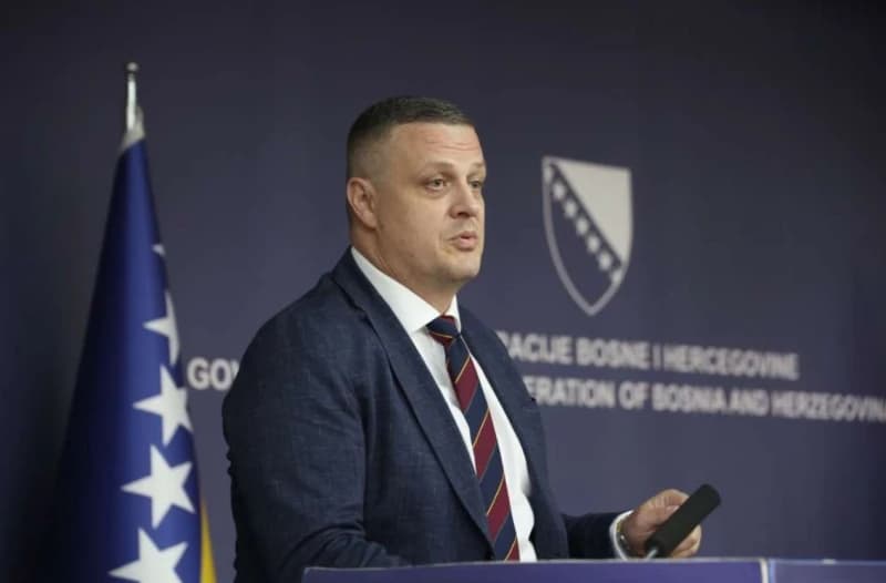 Mešalić mu "pogodio": Vlada FBiH razvlastila Vojina Mijatovića