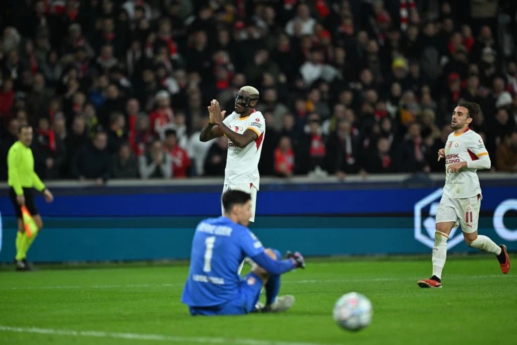 Bruka Manchester Uniteda kod Coma, Galata nadigrala Lille