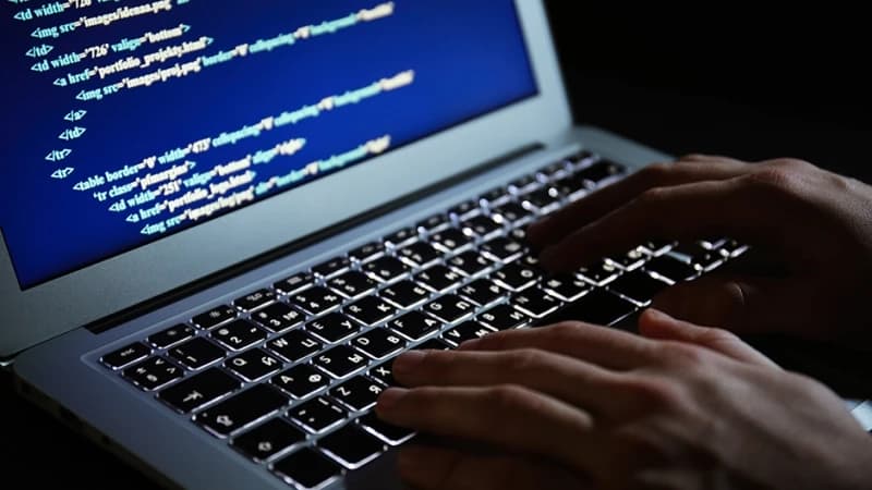 Velika Britanija: AI otkrio sigurnosne propuste u PHP-u, ugroženo 70 posto interneta, vlade gase web-stranice