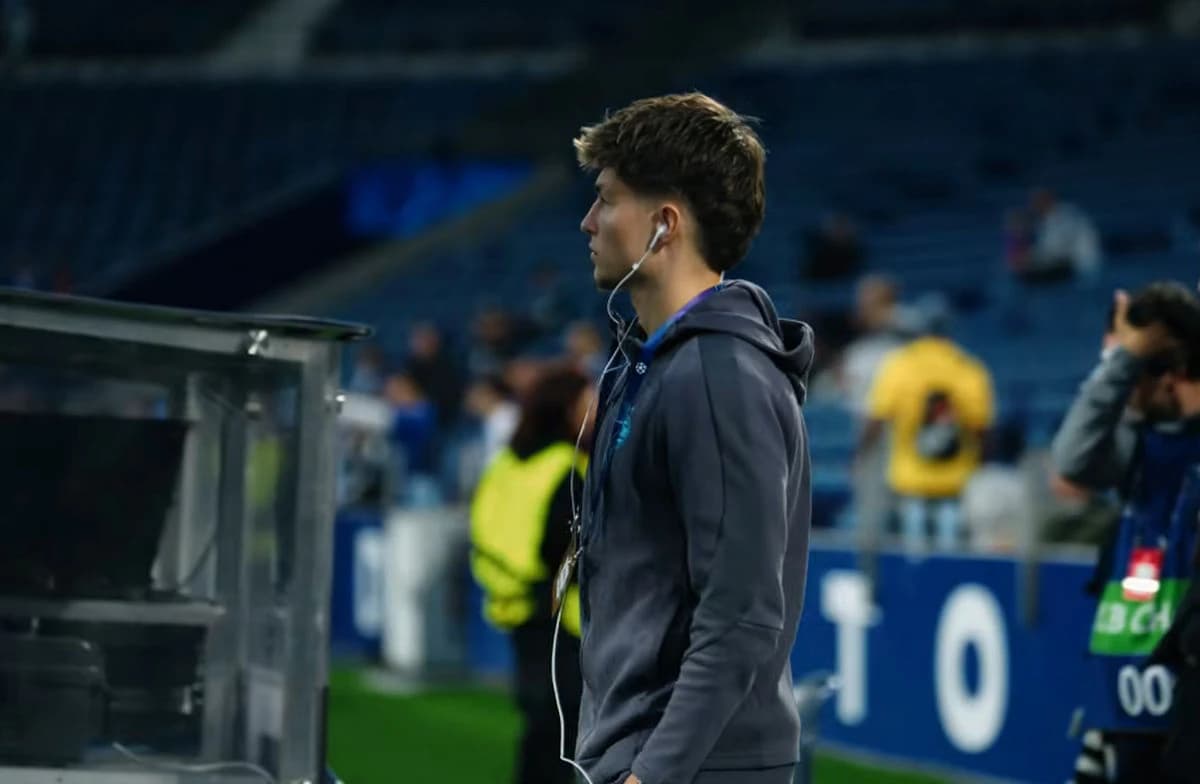 Zmaju se sve okrenulo preko noći: Manchester United želi Esmira Bajraktarevića
