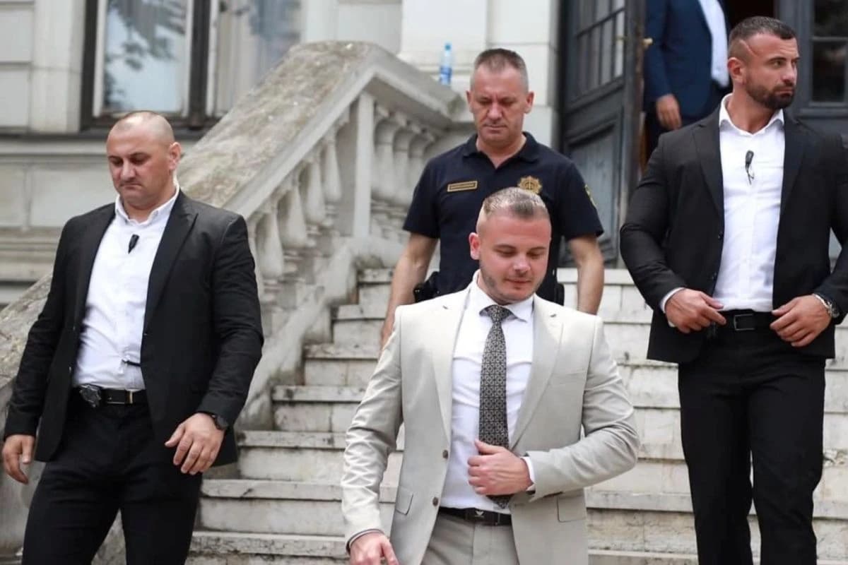 Ibrahim Handanović (desno) u pratnji Rusmira Isaka