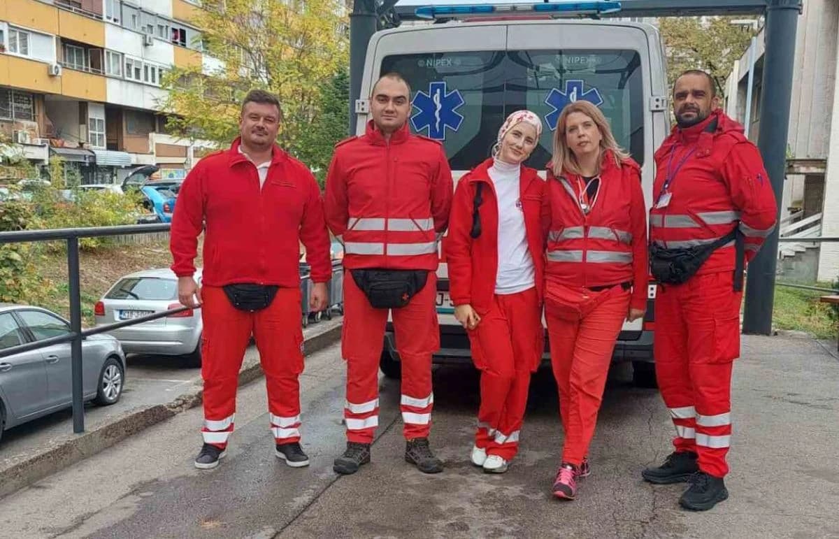 Tim koji je obavio porod