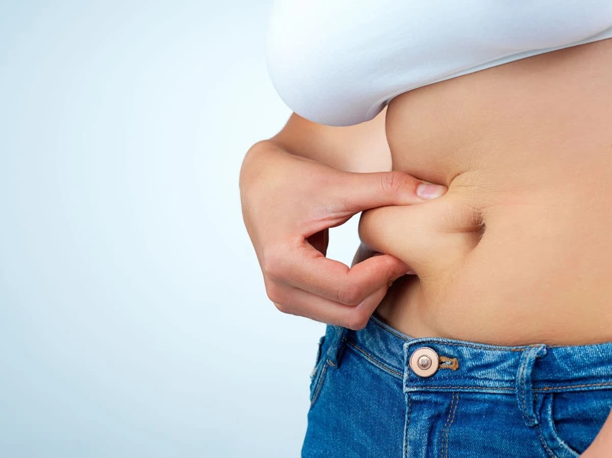 Ne možete skinuti salo sa stomaka: Nije do hrane, doktorica objasnila u čemu je problem