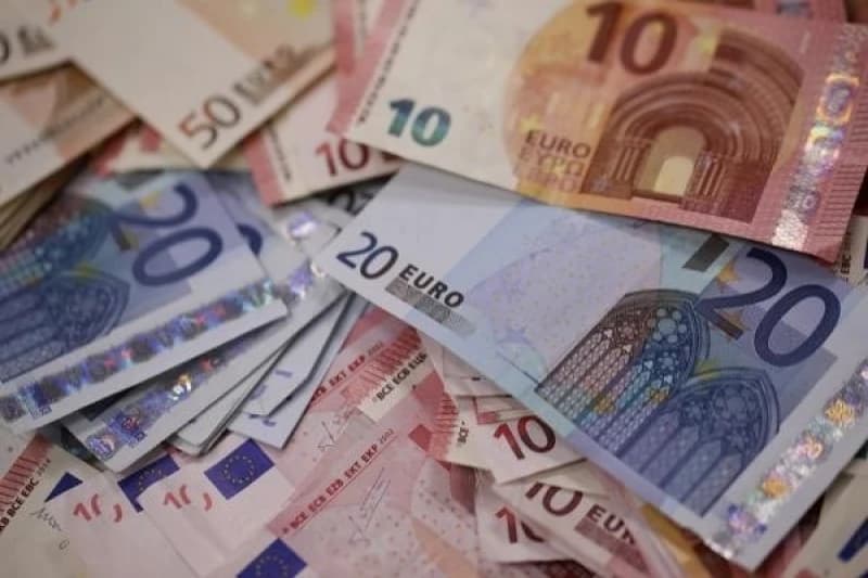 Novi udar na ekonomiju: Hoće li BiH ostati bez tri milijarde KM iz dijaspore?