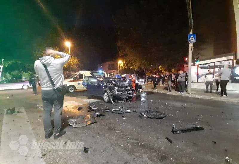 Težak sudar na raskrsnici u Mostaru, vozači hitno prevezeni u bolnicu