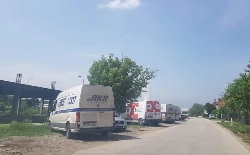 Vozila AKS expressa preuzle druga firma