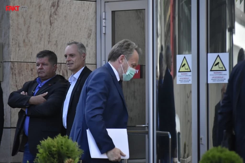 Počeo sastanak Izetbegovića i Čovića o održavanju izbora u Mostaru