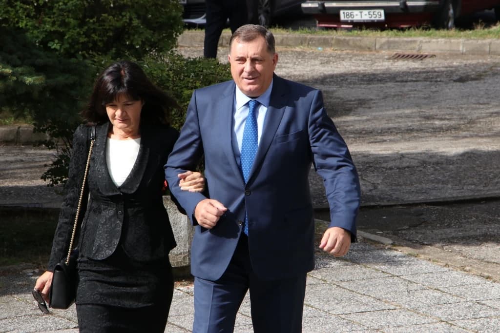I Dodik glasao: Sretan je narod koji ima priliku da na demokratskim izborima bira vlast