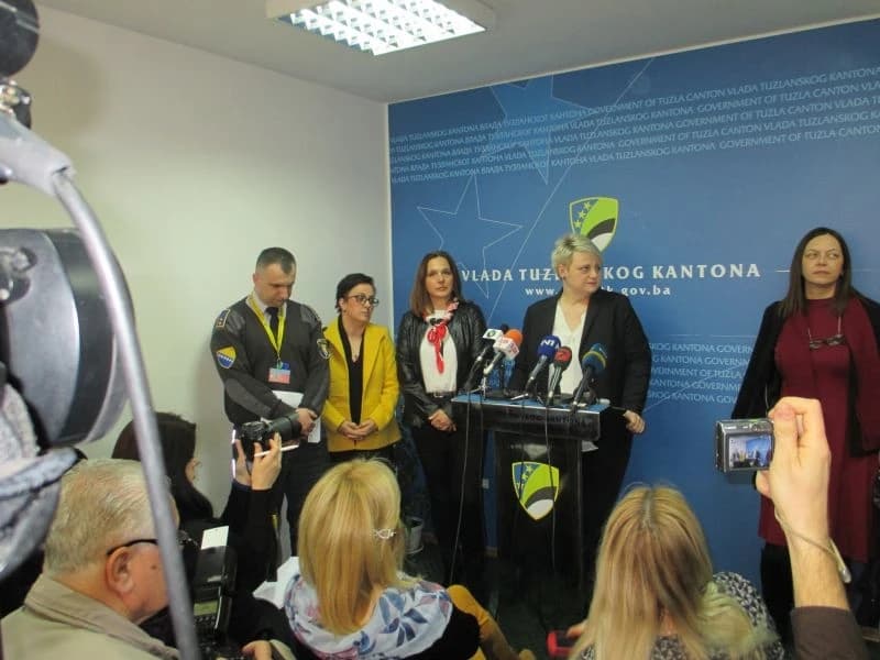 Zbog pogoršane epidemiološke situacije Krizni štab TK izdao preporuke građanima i pravnim subjektima