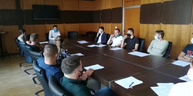 Jajce: Poticaji za obrte mladih od proizvodnje kolača do obrade kamena