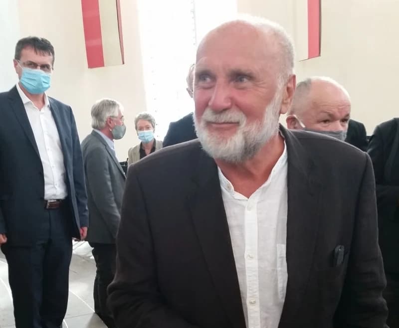 Karahasan: Momenat nakon dodjele nagrade u Frankfurtu