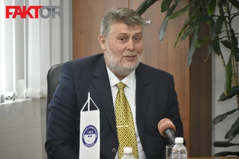 Enver Hadžiahmetović