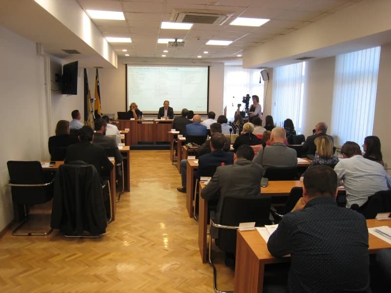 Gradsko vijeće Tuzle: Više od 600 kandidata na izborima