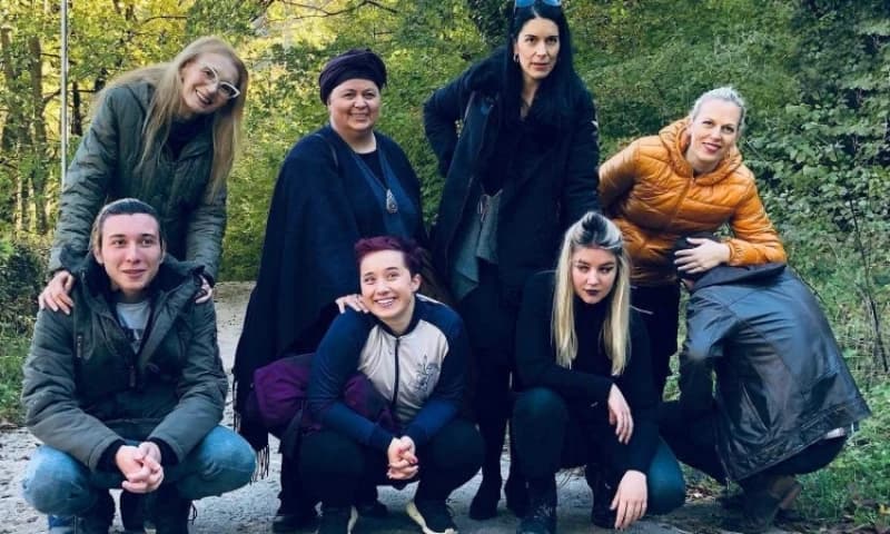 Serija Podrugljivci 