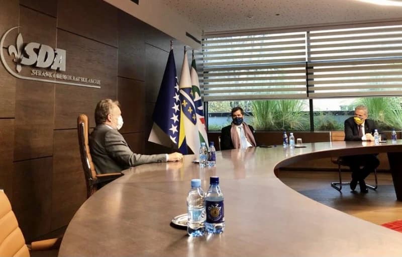 Izetbegović sa Nelsonom i Sattlerom o NATO putu, novoj Vladi FBiH, izboru sudija Ustavnog suda...