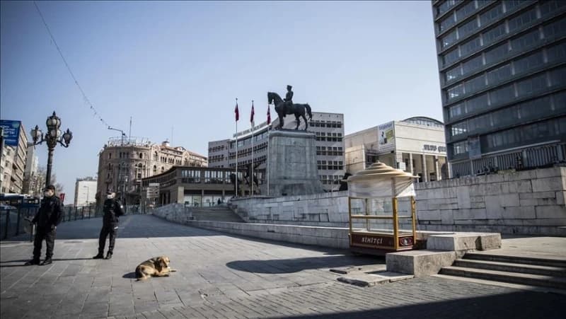 Turska za vikend uvodi ograničenje kretanja kako bi zaustavili širenje koronavirusa