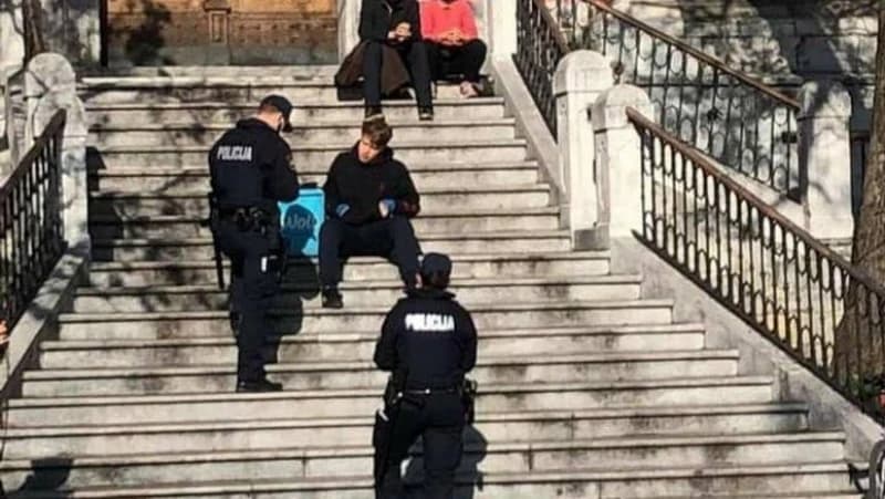 Policija kaznila mladića