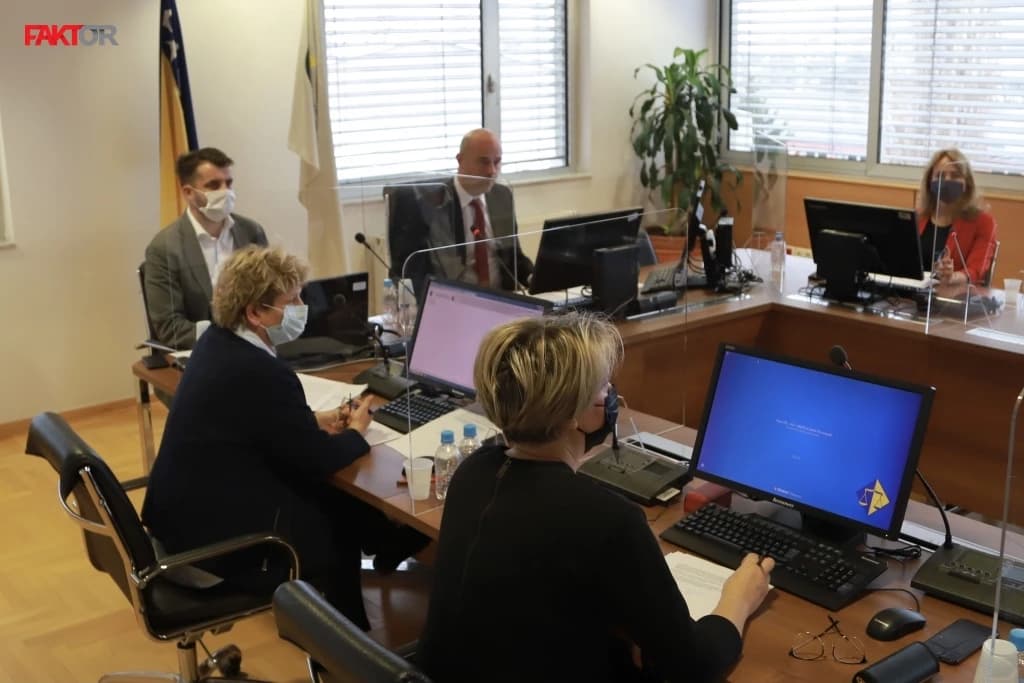 Usvojen zaključak: VSTV pozvao Tegeltiju da razmotri ostavku, neće odlučivati o njegovoj smjeni
