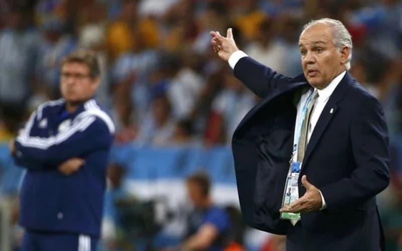 Preminuo bivši selektor Argentine: Vodio je Gaučose protiv BiH na Mundijalu 2014.