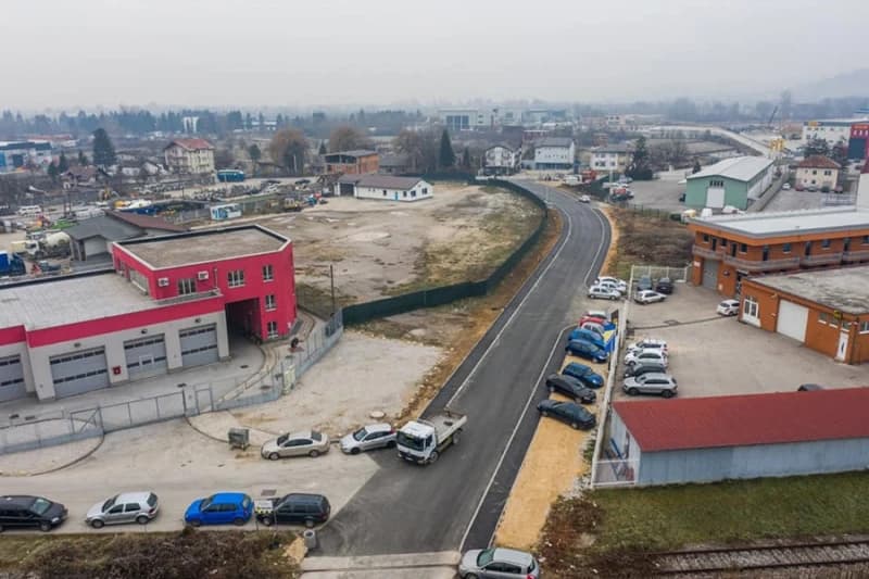 Poslovna zona Rajlovac