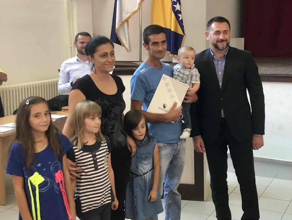 Sa potpisivanja ugovora u Doboju 